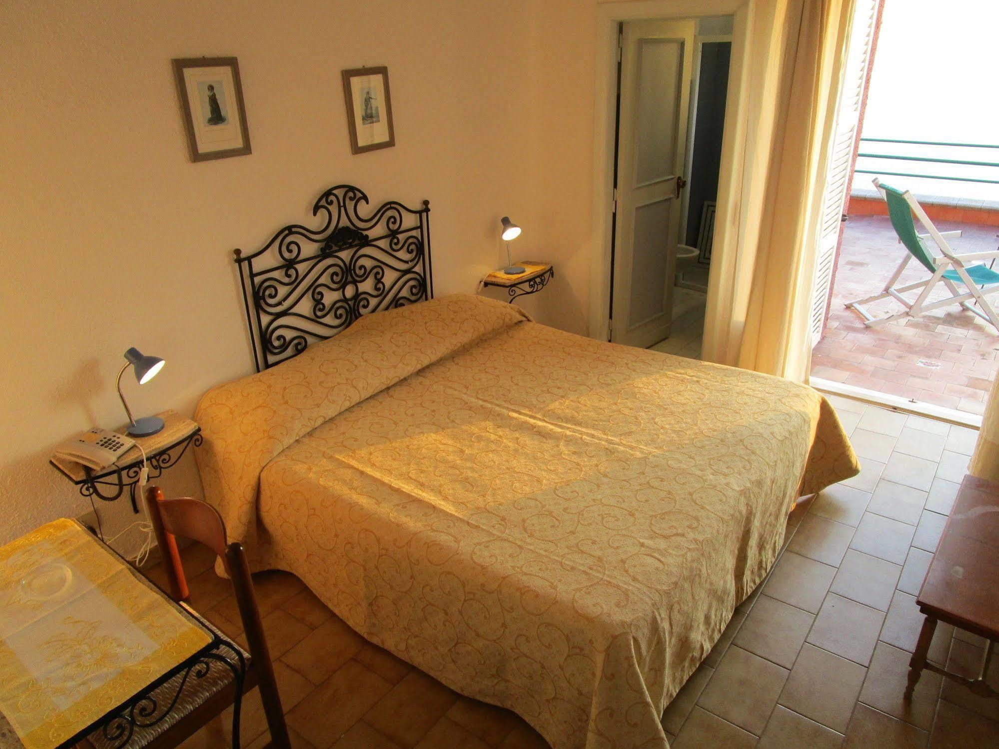Hotel Villa Al Mare Barano dʼIschia Екстериор снимка